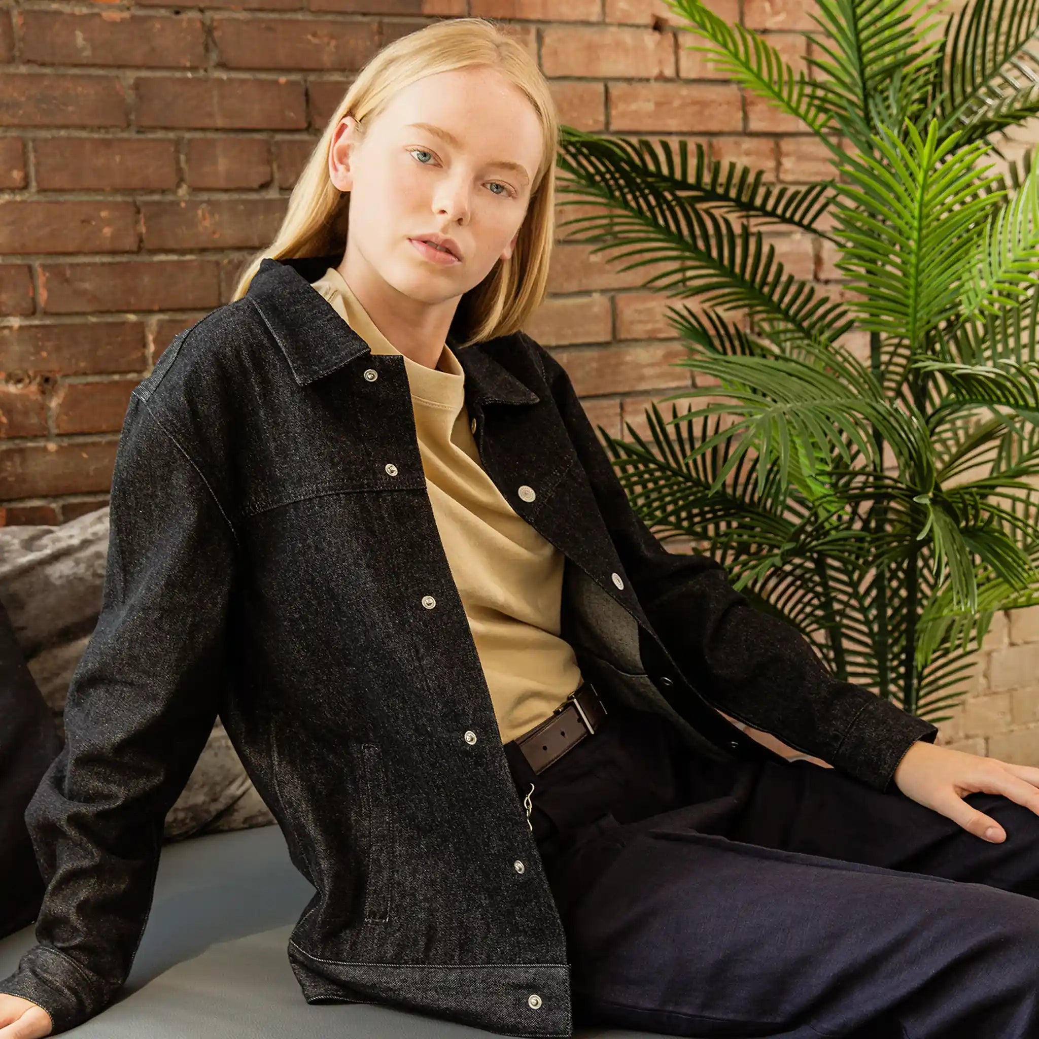 Ravean 2025 Ravean Jacket Review Raven Denim Jacket · SwapWear®