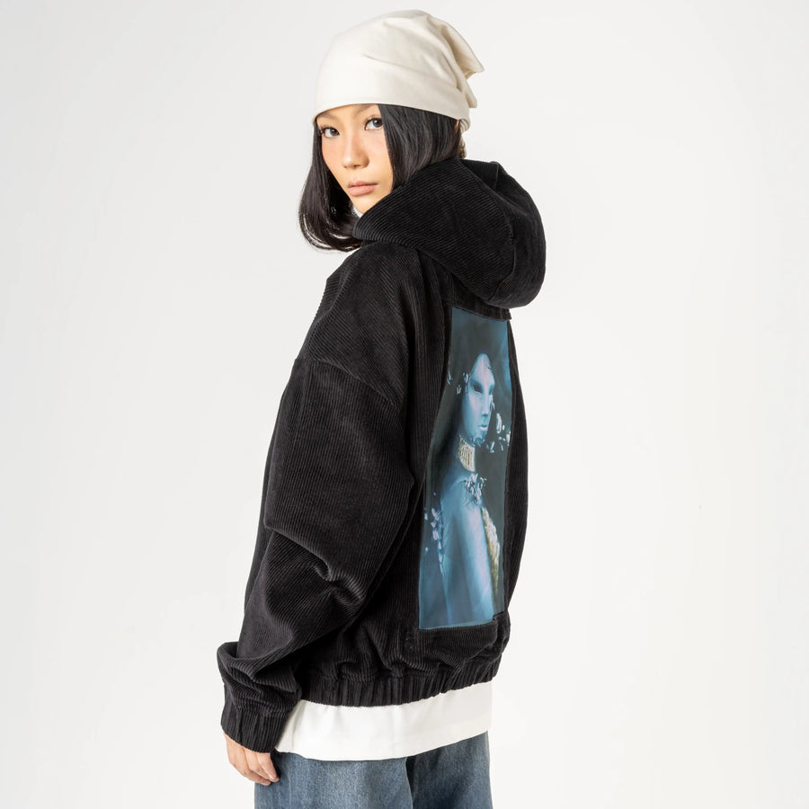 sirenscry patch on female retro cord hoodie in onyx
