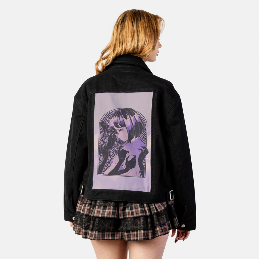 weighdown patch on female atelier canvas jacket in nightfall